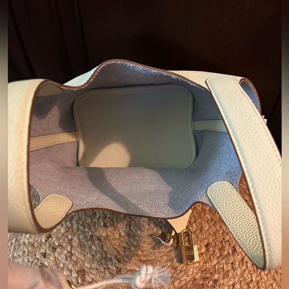 Small Bucket Bag - Picture 2 of 9